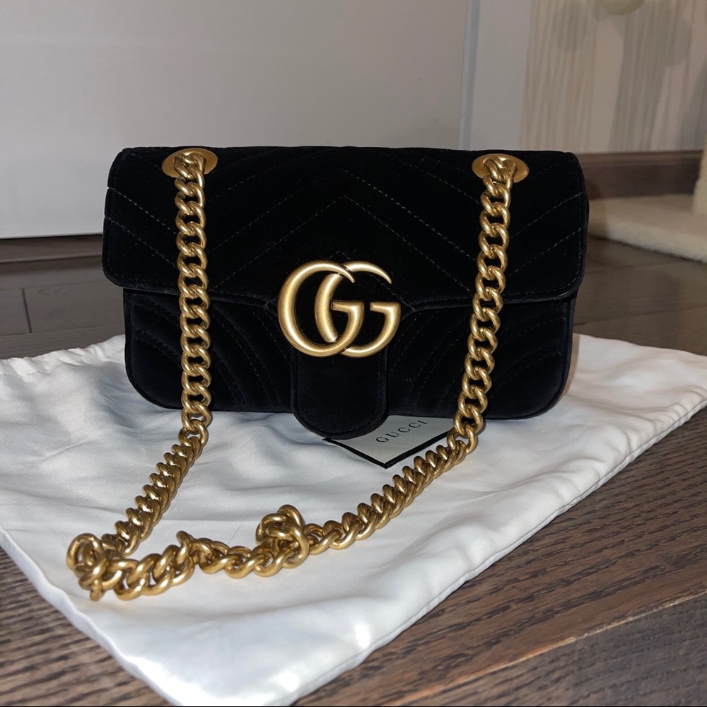 Gucci GG Marmont mini velvet quilted shoulder bag